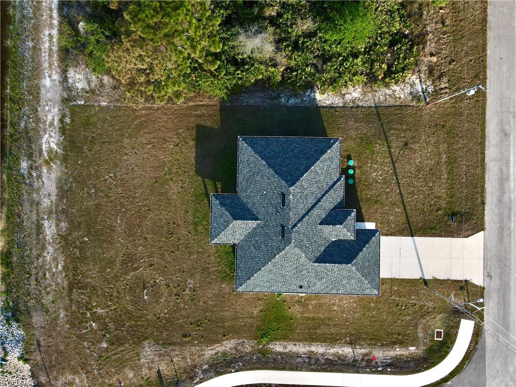 633 Cane St E Property Photo 37