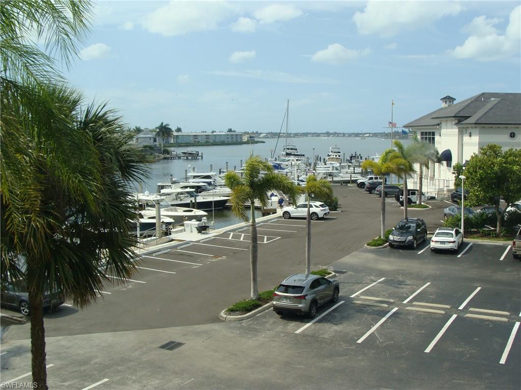 807 River Point Dr 201d Property Photo 1