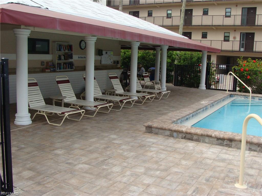 807 River Point Dr 201d Property Photo 23