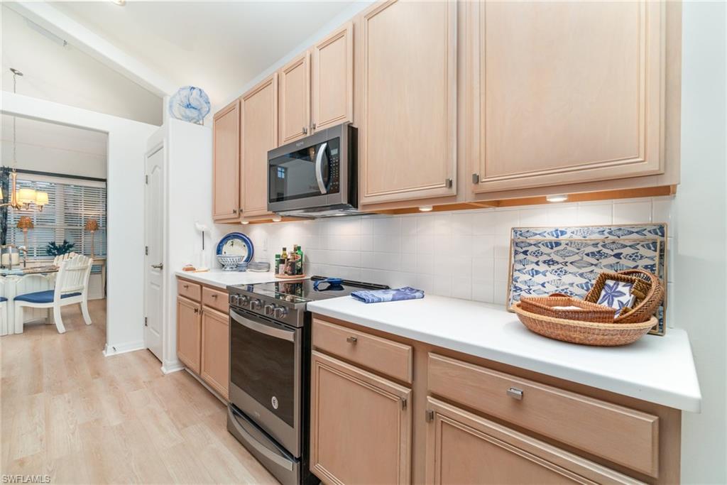 3578 Heron Cove Ct Property Photo 8