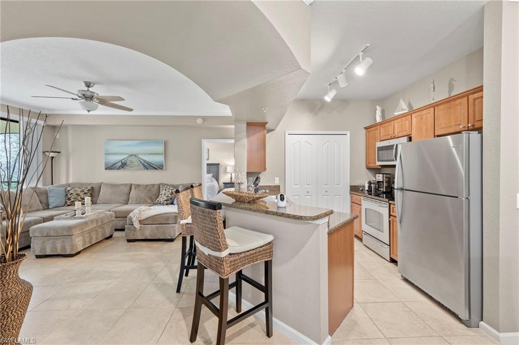 12955 Positano Cir 104 Property Photo 7