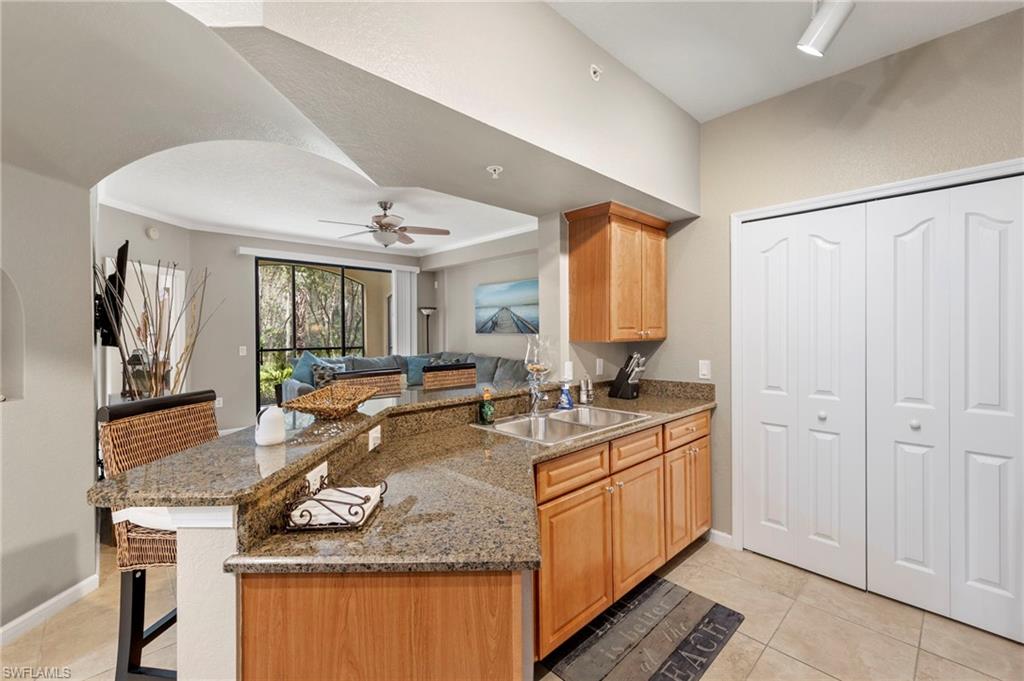 12955 Positano Cir 104 Property Photo 8