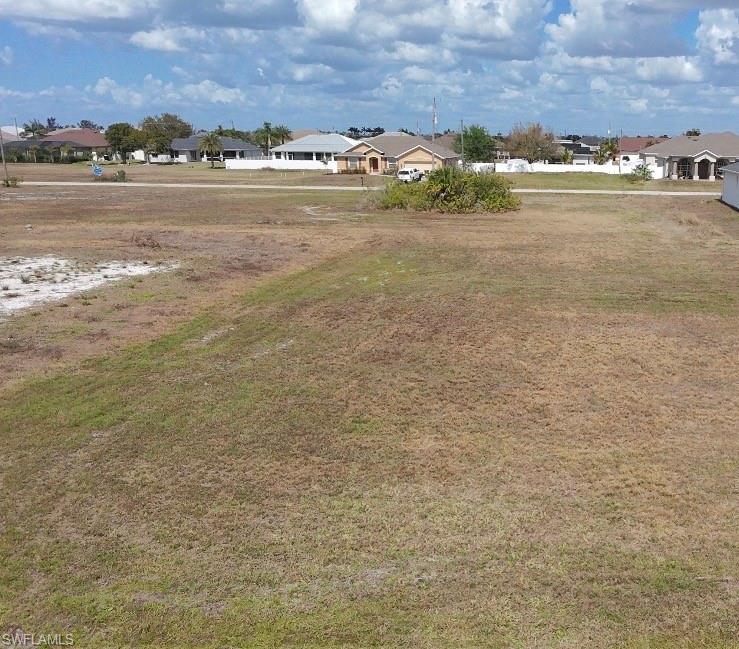 3323 4th Ter Property Photo 2
