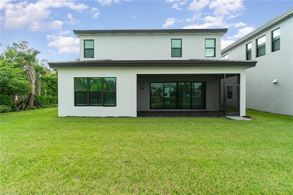 12750 Woodbury Dr Property Photo 3