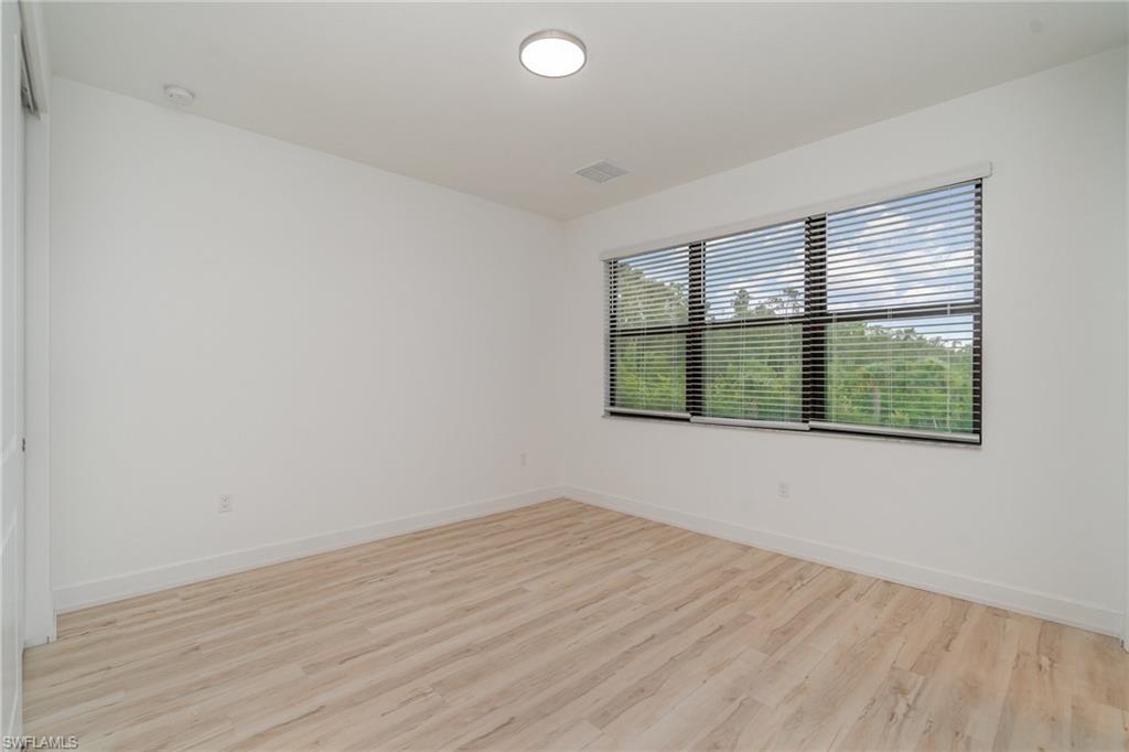 12750 Woodbury Dr Property Photo 19