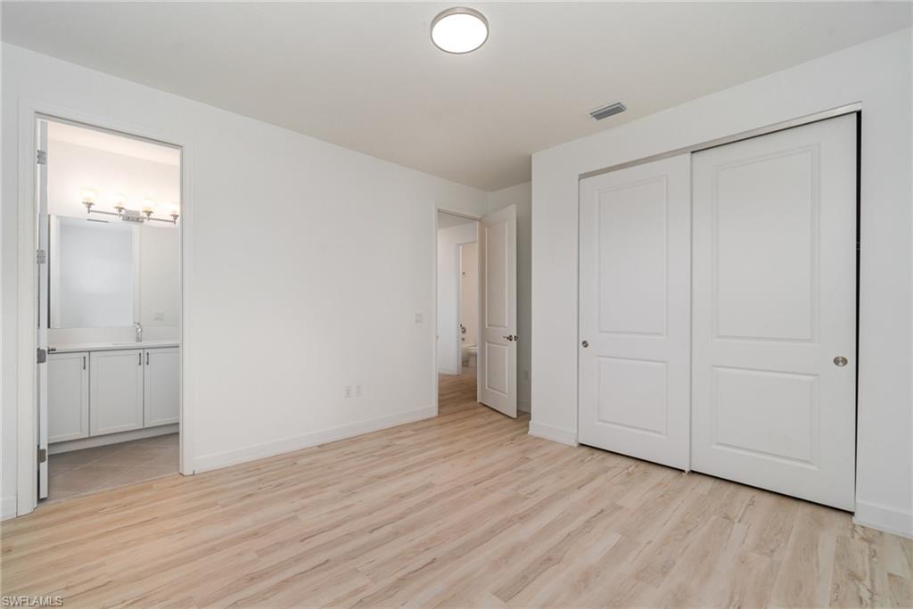 12750 Woodbury Dr Property Photo 20