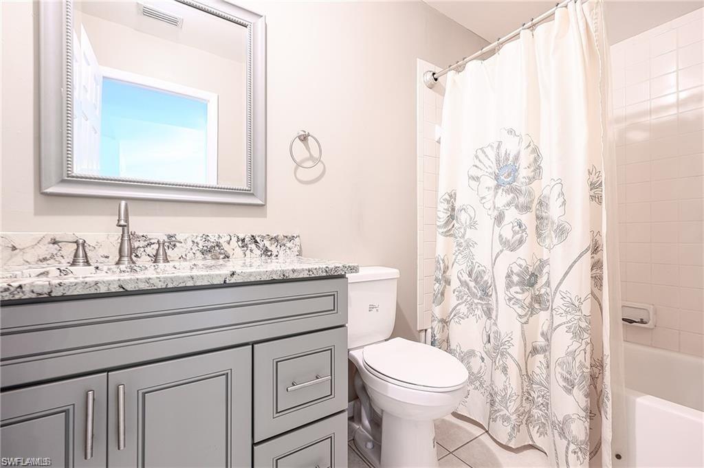 1476 Churchill Cir J-202 Property Photo 7