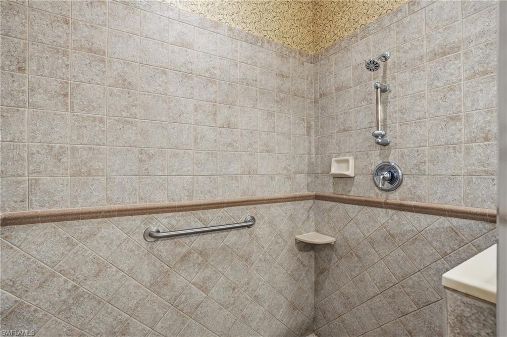 17051 Colony Lakes Blvd Property Photo 34