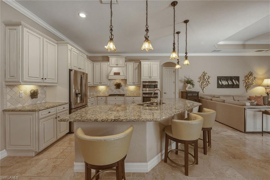 9505 Campanile Cir Property Photo 7
