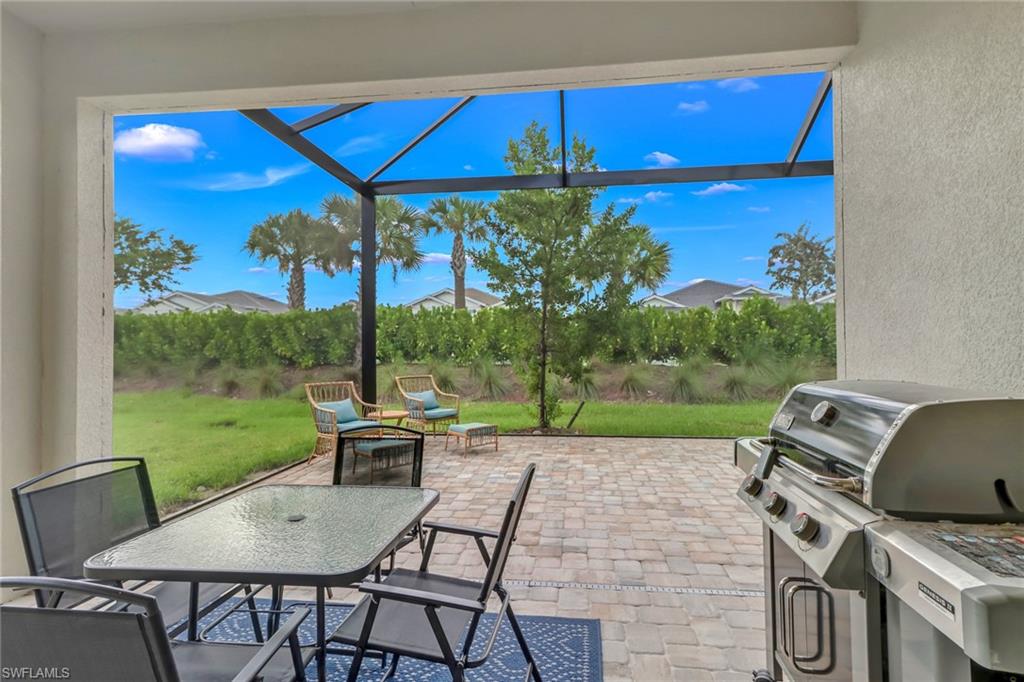 9032 Saint Lucia Dr Property Photo 11