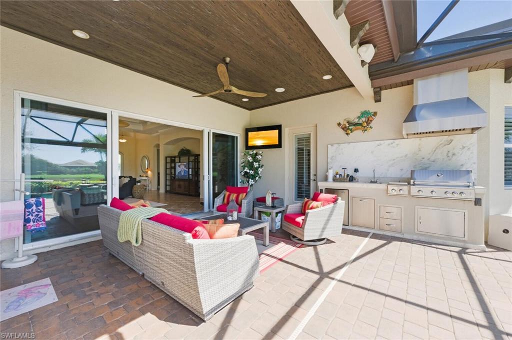 7755 Cottesmore Dr Property Photo 32