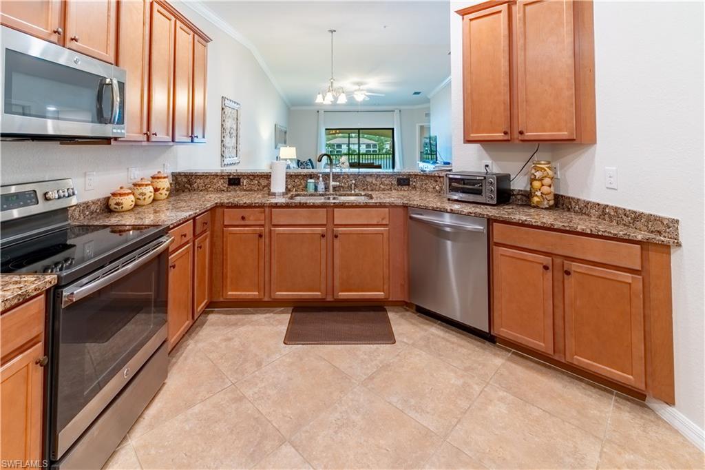 9521 Avellino Way 2426 Property Photo 6