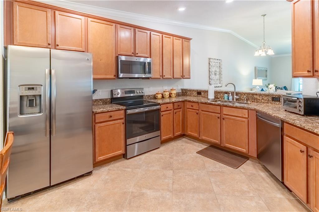 9521 Avellino Way 2426 Property Photo 7