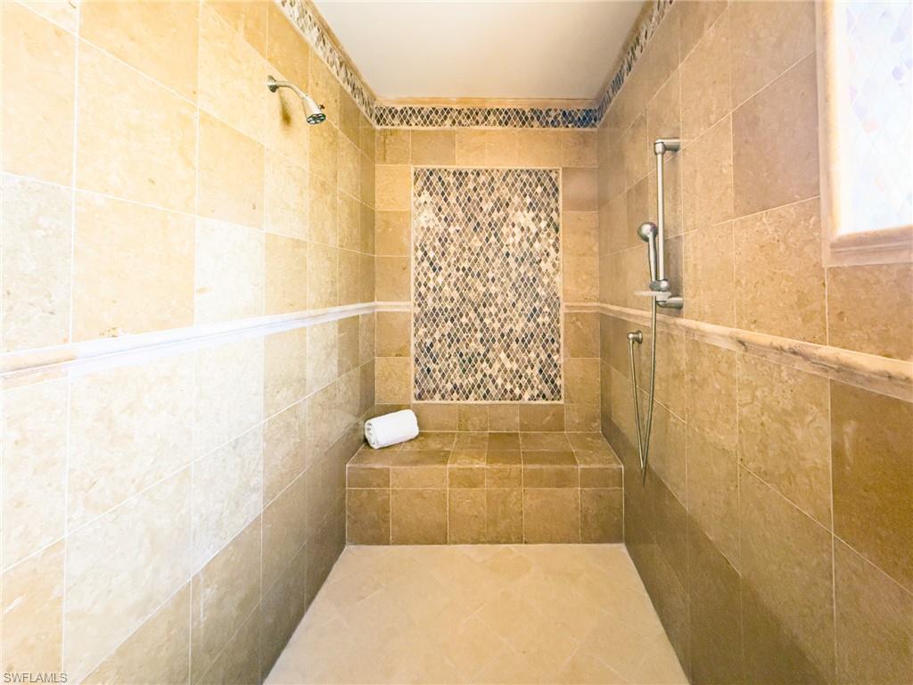 200 Golf Dr Property Photo 27