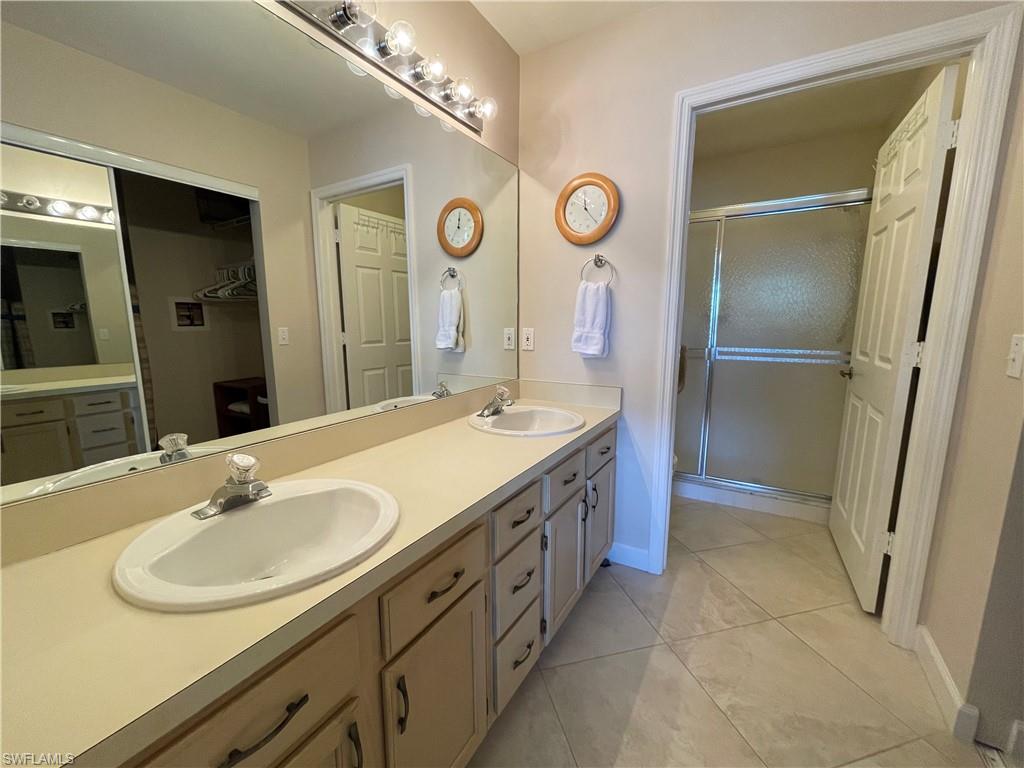 440 Wiggins Lake Ct 201 Property Photo 20