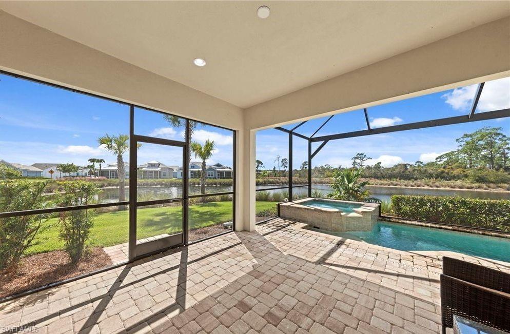 6933 Saona Ct Property Photo 8