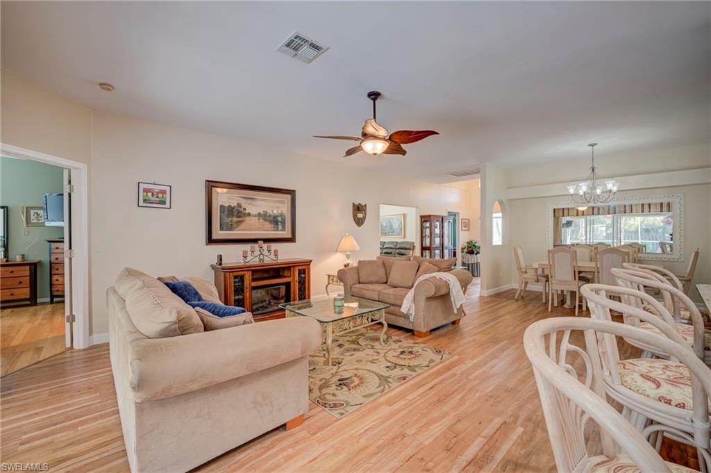20865 Country Barn Dr Property Photo 8