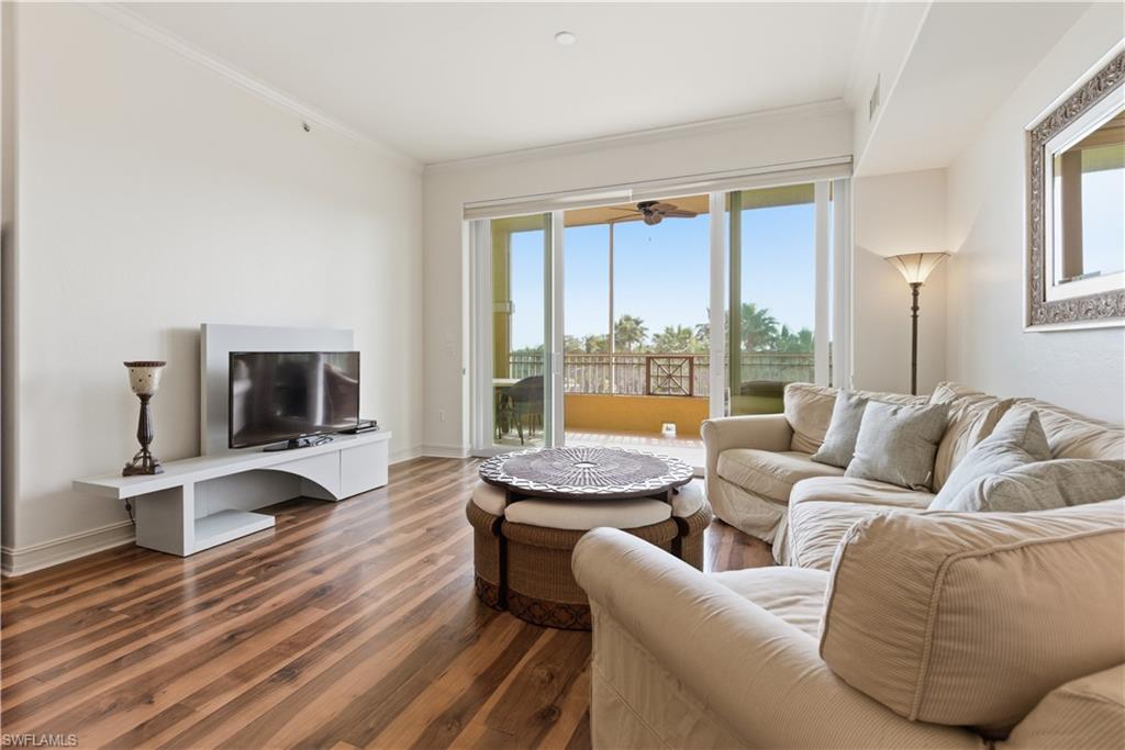 2748 Tiburon Blvd E C404 Property Photo 2