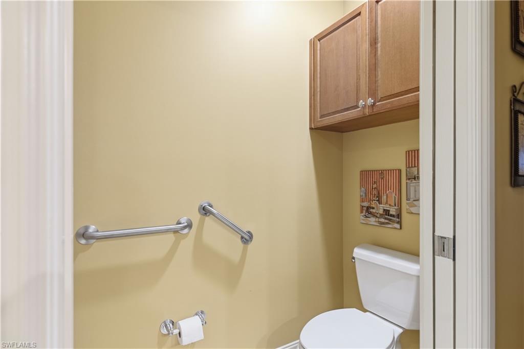 2748 Tiburon Blvd E C404 Property Photo 27