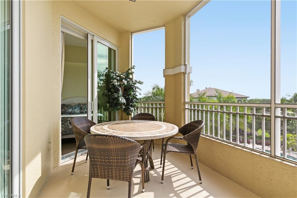 2748 Tiburon Blvd E C404 Property Photo 28