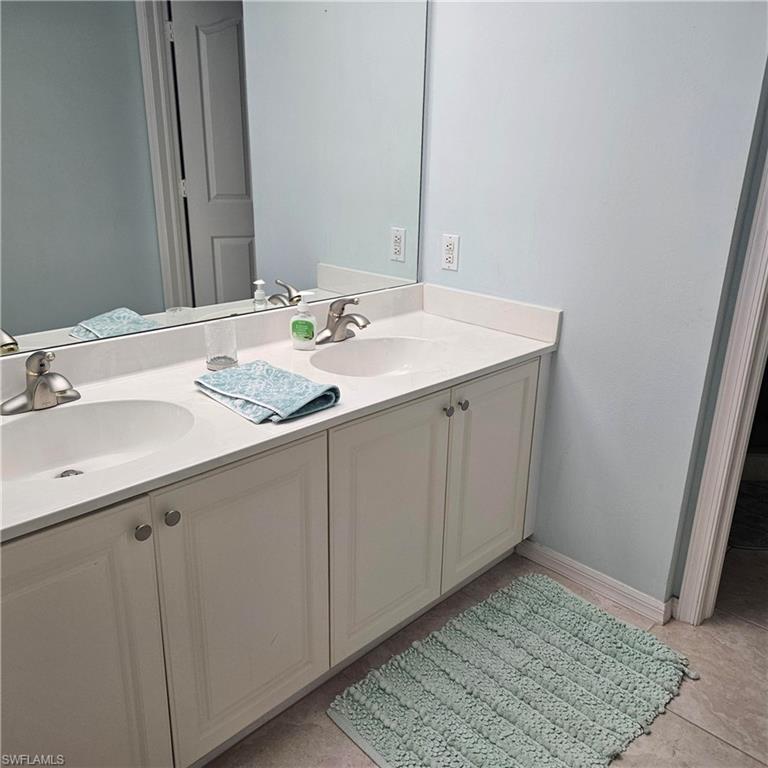 915 New Waterford Dr H202 Property Photo 7