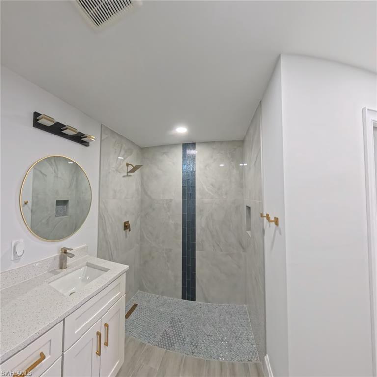 3904 11th St W Property Photo 10