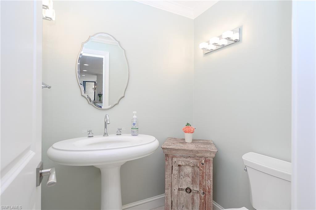 4001 Gulf Shore Blvd N Ph8 Property Photo 20