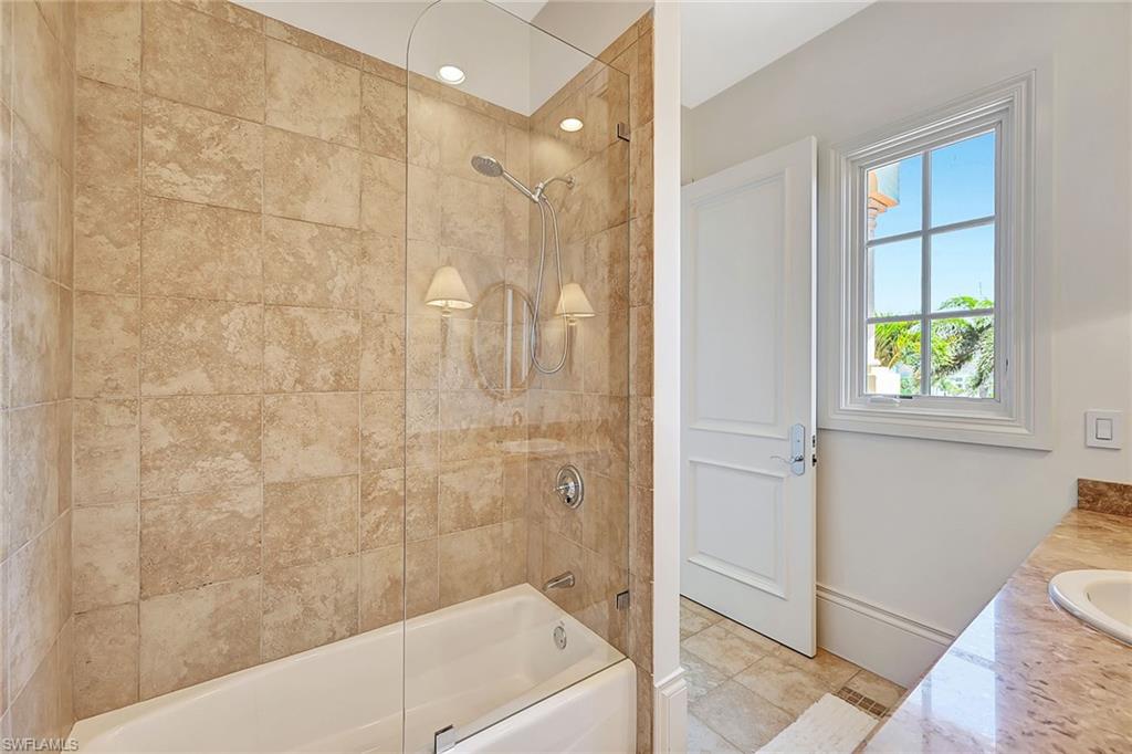 2052 Isla Vista Ln Property Photo 36