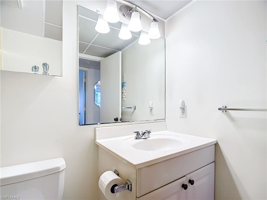 180 Turtle Lake Ct 103 Property Photo 32
