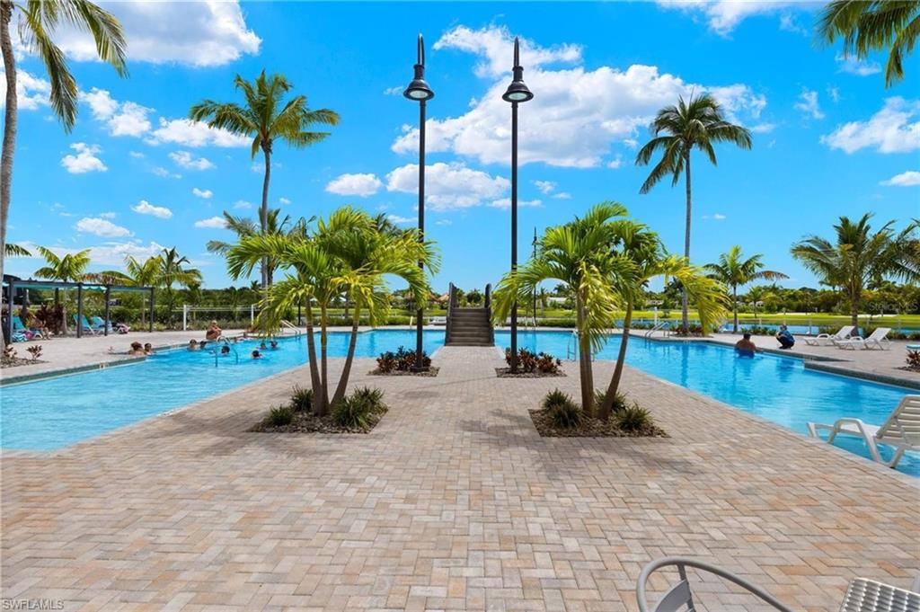 5593 Laguna Caribe Cir Property Photo 2