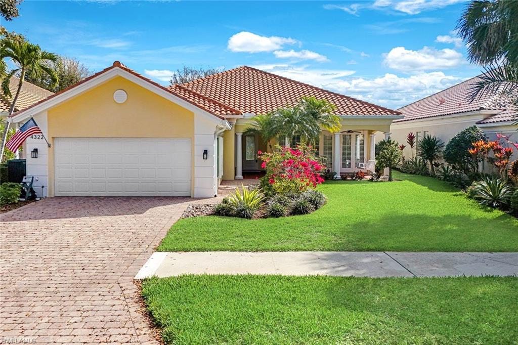 4322 Queen Elizabeth Way Property Photo 1