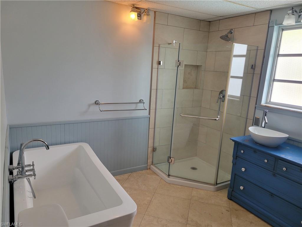 2662 Mangrove St Property Photo 11