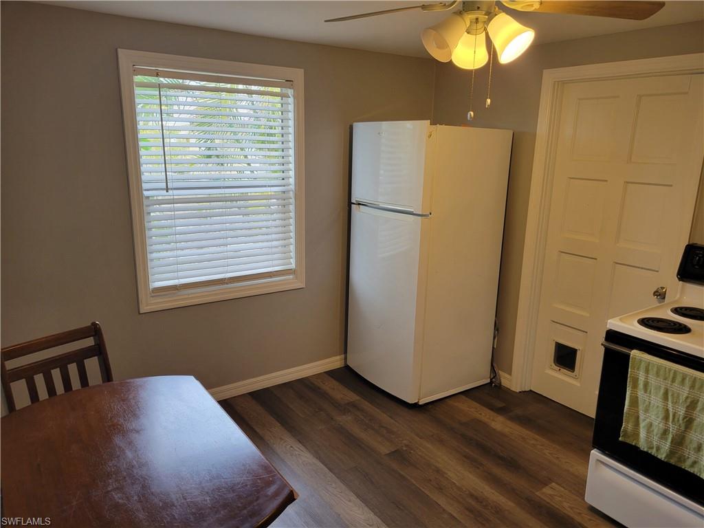 2662 Mangrove St Property Photo 26