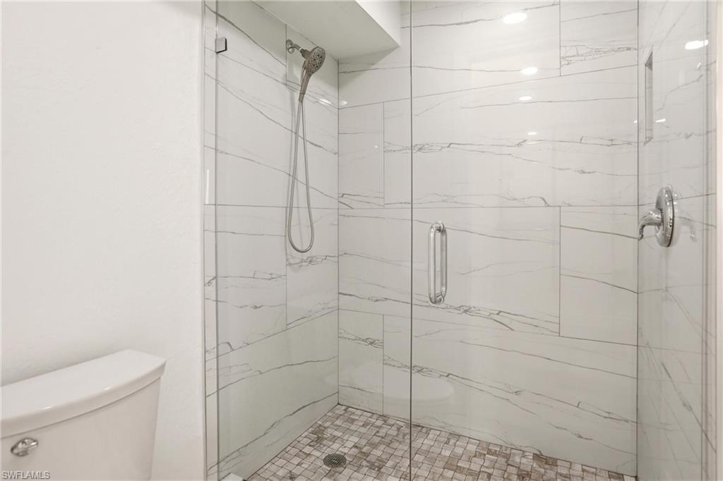 26300 Hickory Blvd 806 Property Photo 23