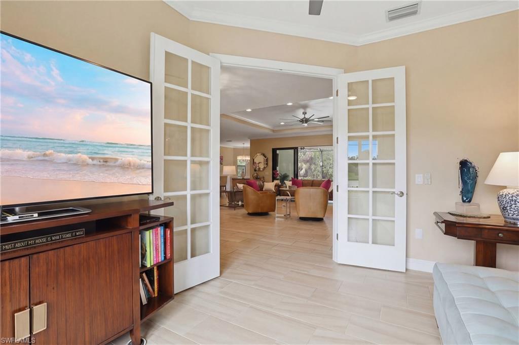 2303 Somerset Pl Property Photo 9