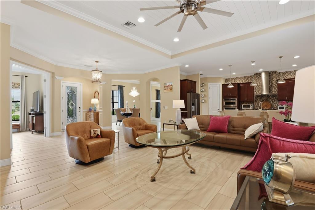 2303 Somerset Pl Property Photo 12