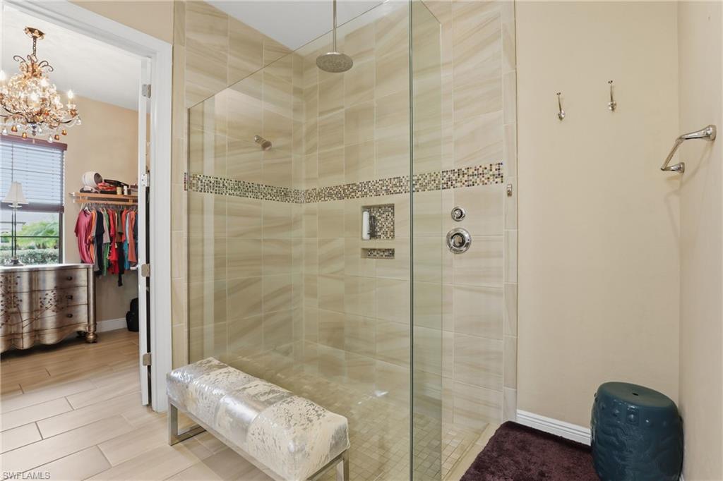 2303 Somerset Pl Property Photo 29