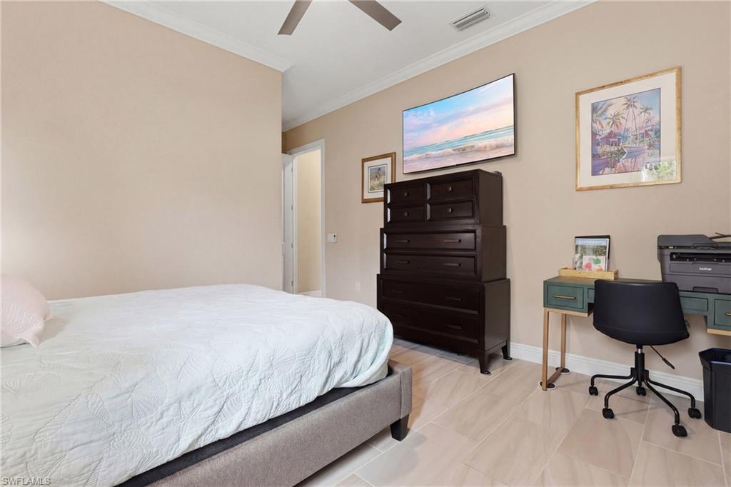 2303 Somerset Pl Property Photo 33