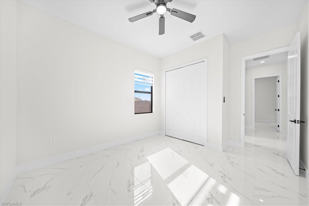 1226 5th Pl Property Photo 17
