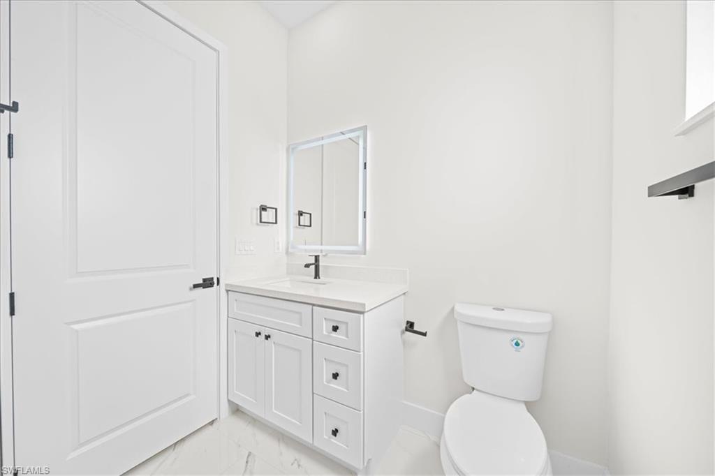 1226 5th Pl Property Photo 28