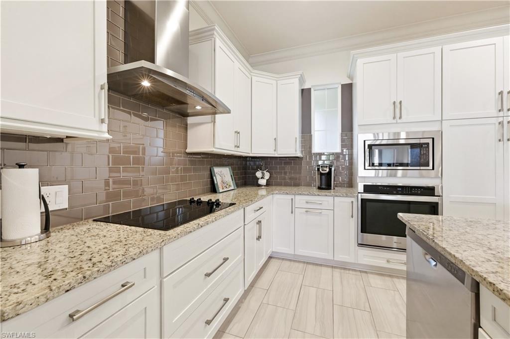 21450 Strada Nuova Cir A304 Property Photo 4