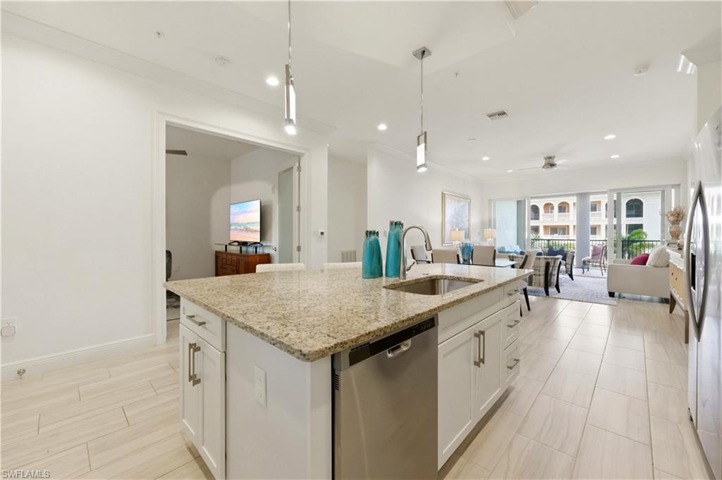 21450 Strada Nuova Cir A304 Property Photo 12