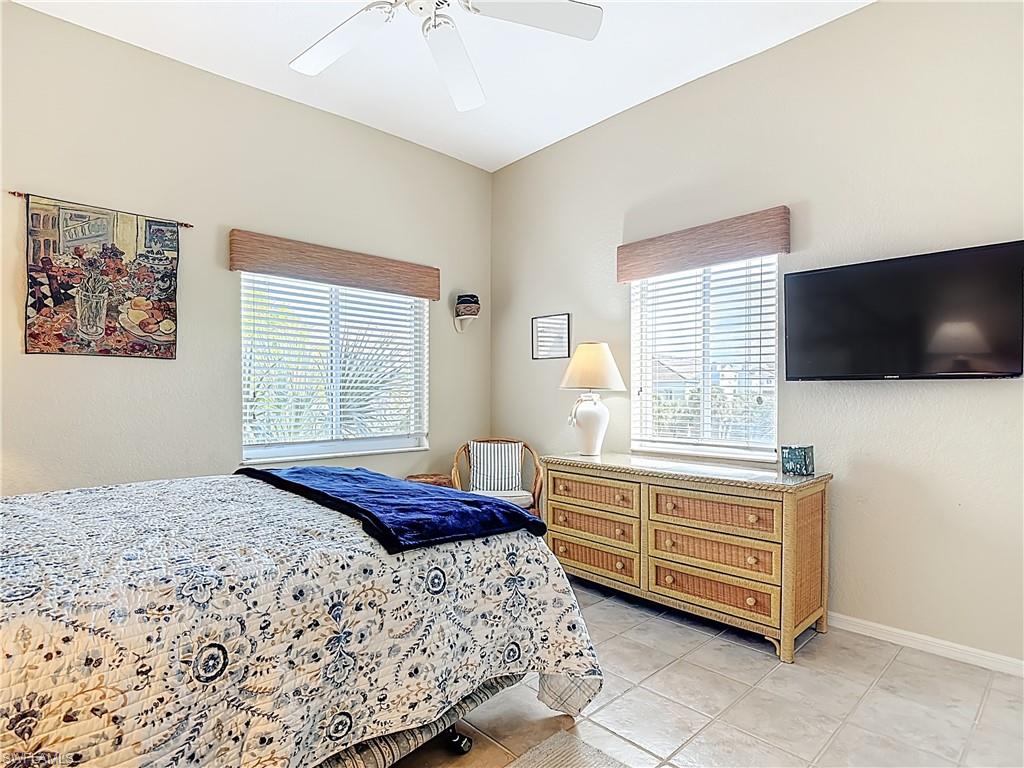 226011527 Property Photo 22