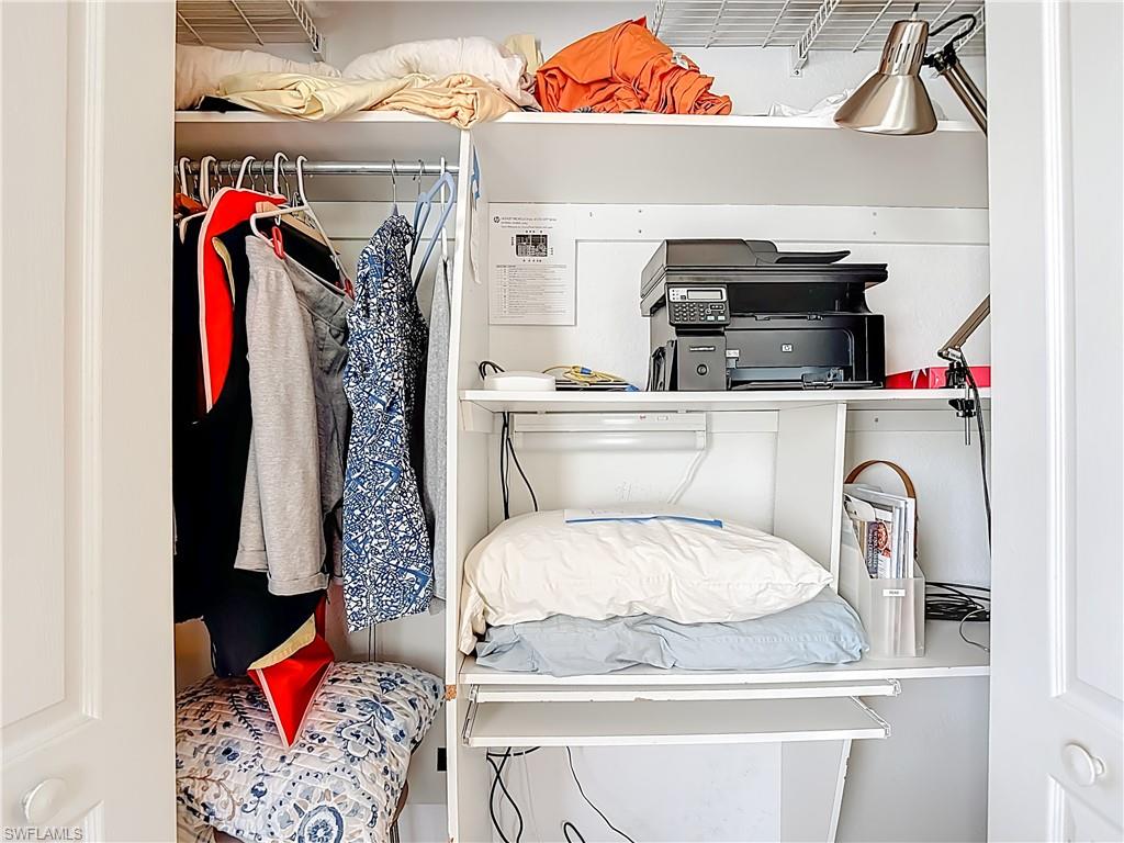 226011527 Property Photo 31