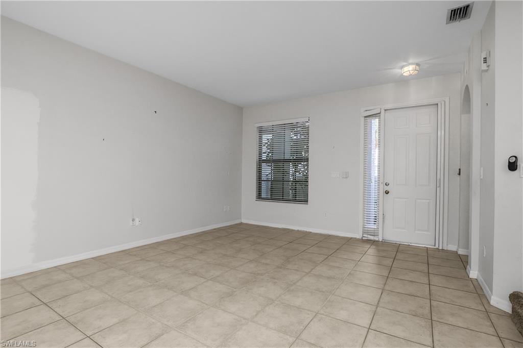 15186 Summit Place Cir Property Photo 4