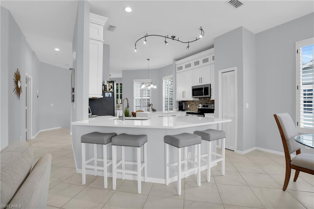 916 Egrets Run 201 Property Photo 13