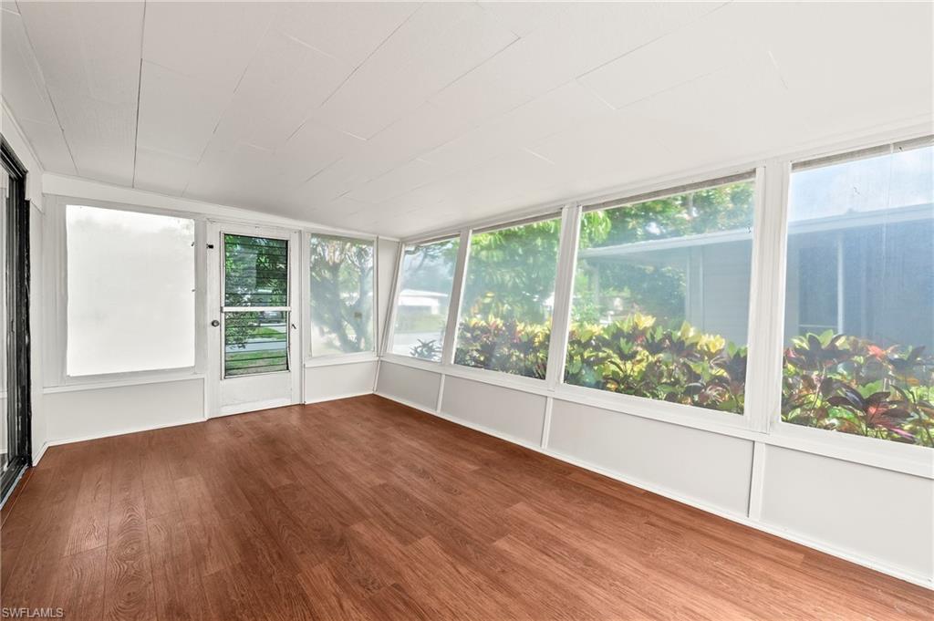 40 Le Mans Dr Property Photo 17