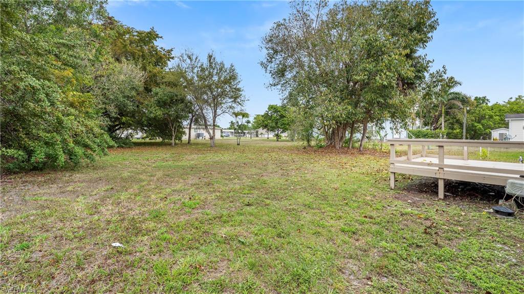 851 Manatee Rd Property Photo 5