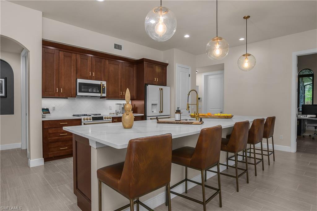 17210 Serengeti Cir Property Photo 8