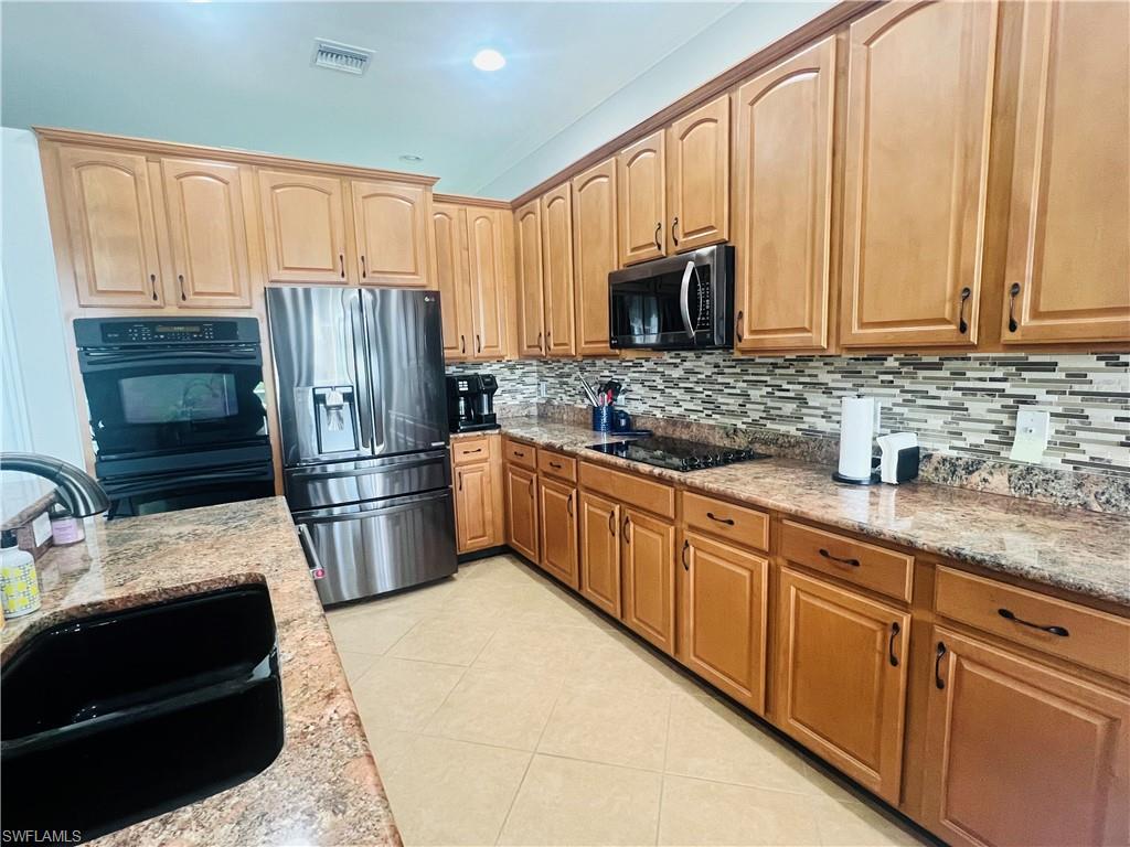 14265 Manchester Dr Property Photo 6